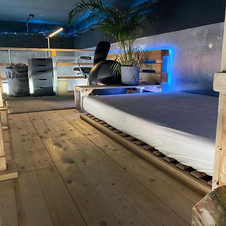 Jonnys Loft Apartment Osnabruck Bagian luar foto